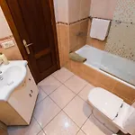 Two Bedroom Near El Duque Beach, Appartamento
