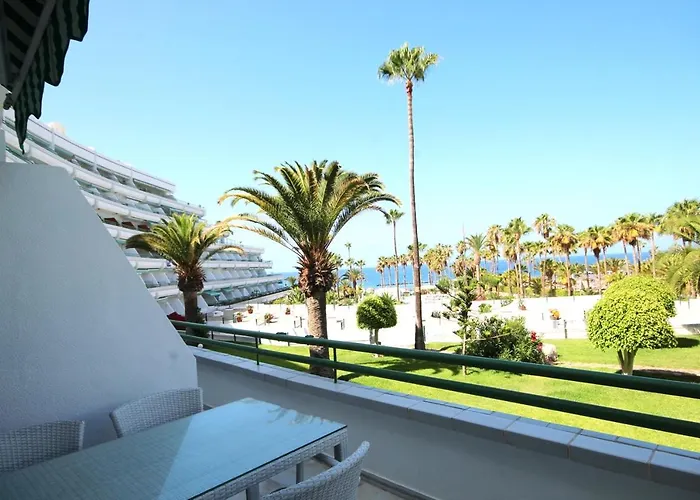 Apartamento Two Bedroom Near El Duque Beach, *